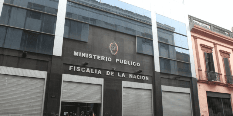 Modelo de apersonamiento de abogado ante fiscalía