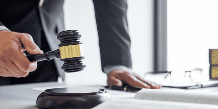 Modelo de demanda de indemnización por daños y perjuicios